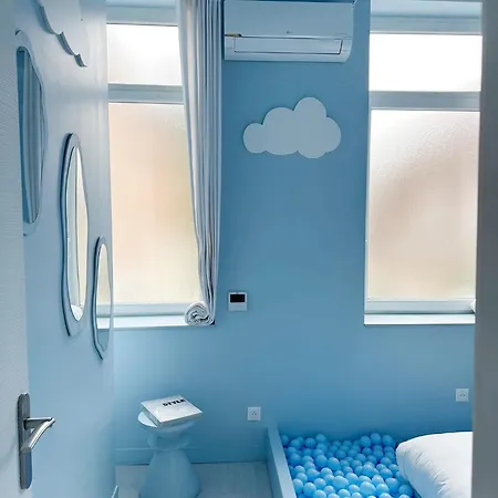 Capsule Cine Glisse - Cinema - Balneo - Garage