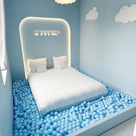 Capsule Cine Glisse - Cinema - Balneo - Garage روبيه