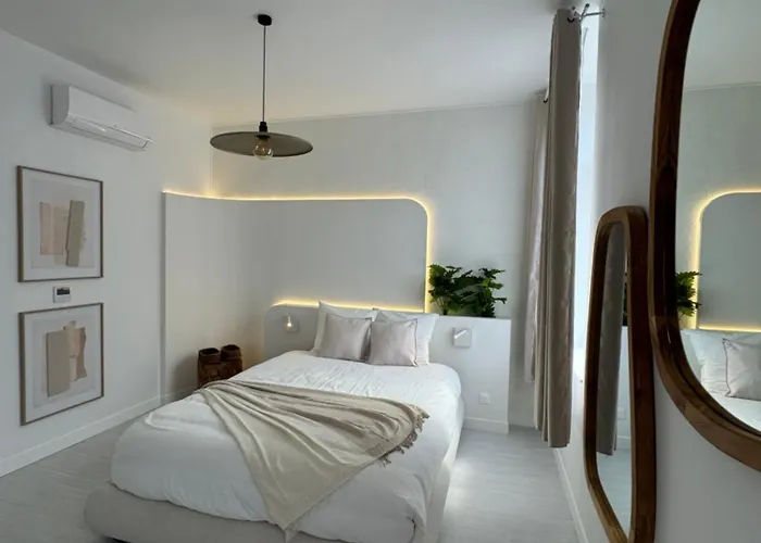 Capsule Ciné Glisse - Cinéma - Balnéo - Garage Villa Roubaix