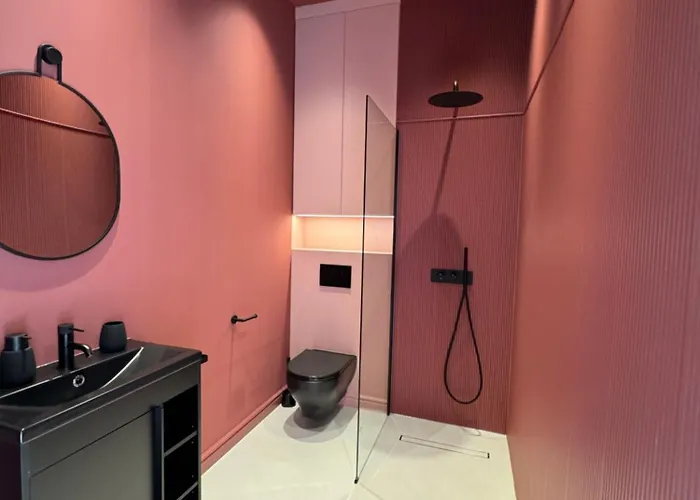 Capsule Ciné Glisse - Cinéma - Balnéo - Garage